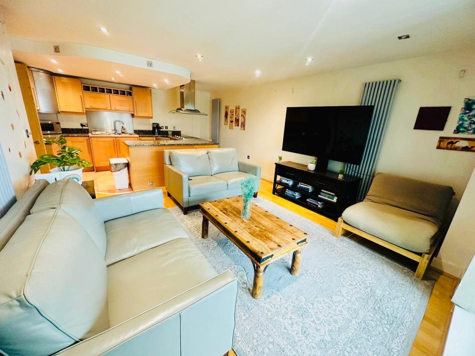 Modern 2Bed 2Bath Apartment Canary Wharf - Upto 5 Person London Eksteriør bilde