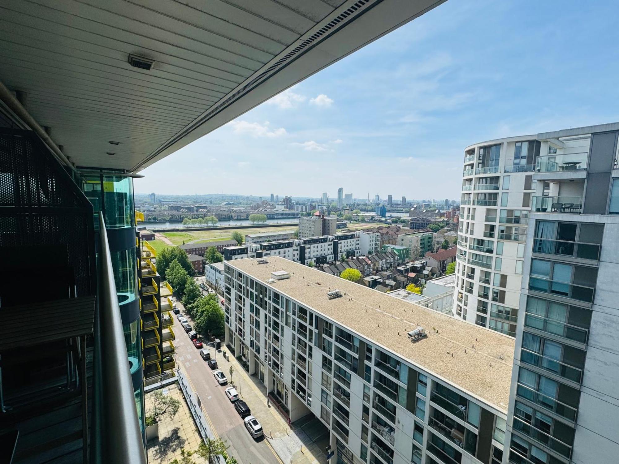 Modern 2Bed 2Bath Apartment Canary Wharf - Upto 5 Person London Eksteriør bilde