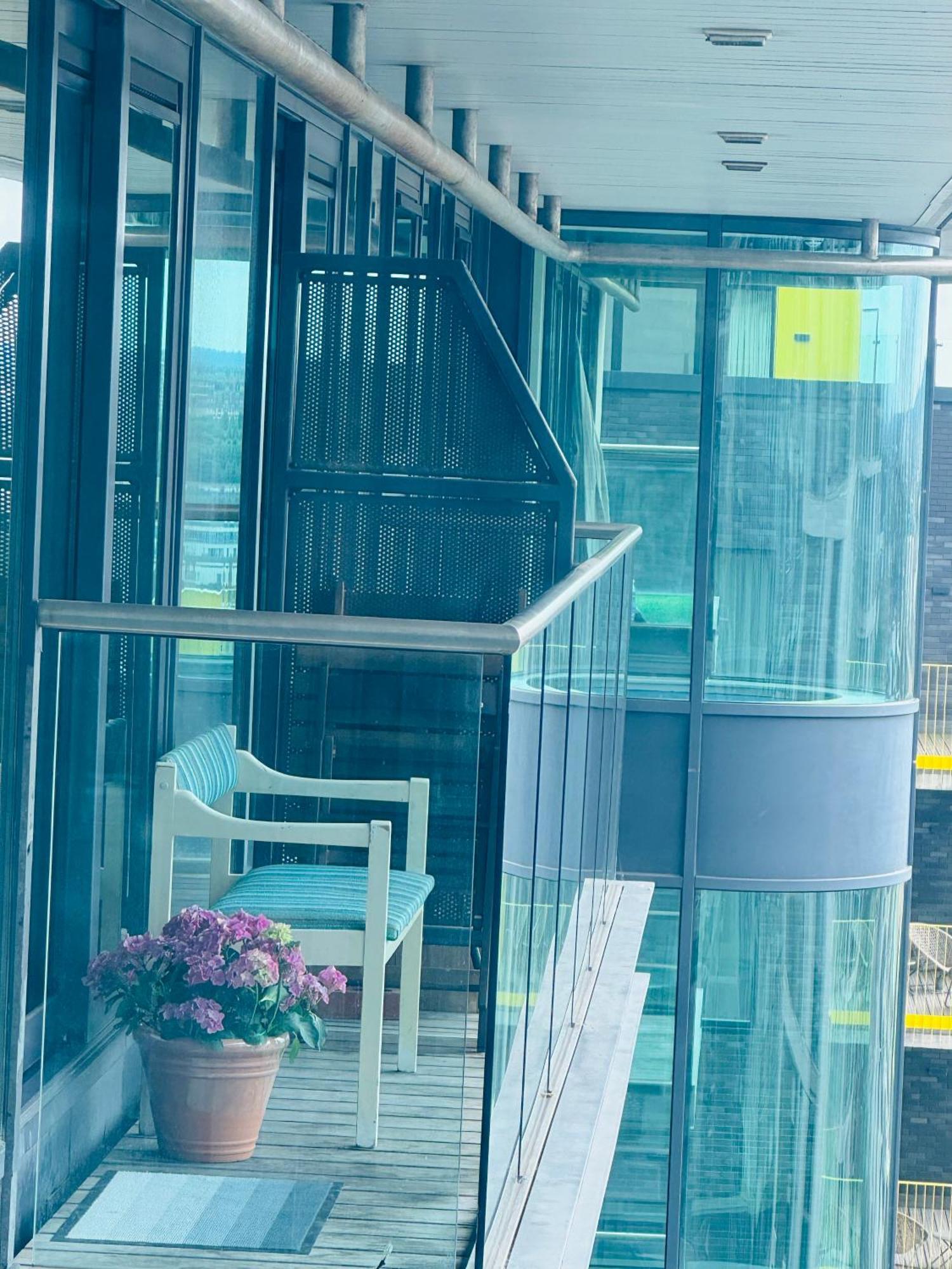 Modern 2Bed 2Bath Apartment Canary Wharf - Upto 5 Person London Eksteriør bilde